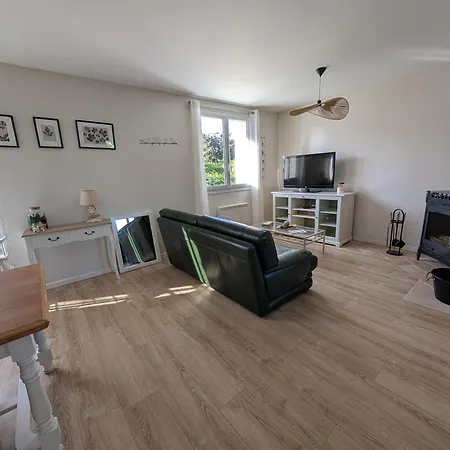 Le De La Sauge Fleurie Ferienhaus Bavent